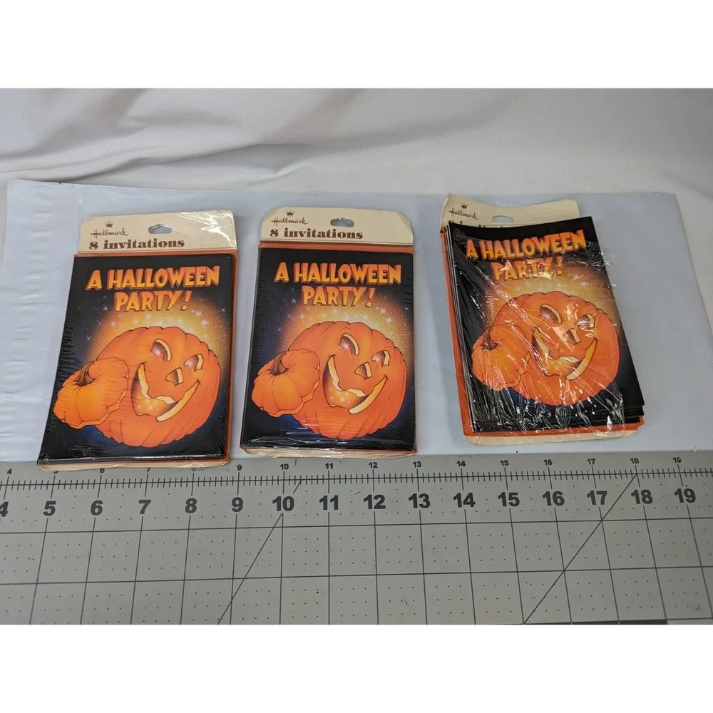 Hallmark Halloween Party Invitations Pumpkin Set of‎ 2 Packs 8 Each Extra